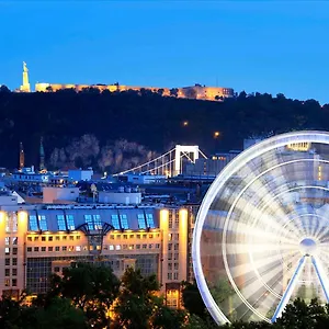 Kempinski Corvinus ***** Budapest